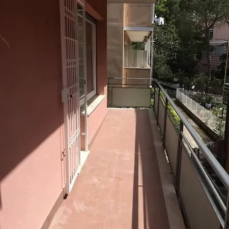Incantevole E Silenzioso Ad Un Passo Dal Mare ראפאלו