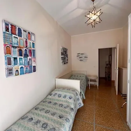 Incantevole E Silenzioso Ad Un Passo Dal Mare