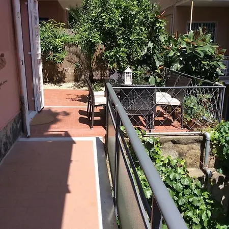 Incantevole E Silenzioso Ad Un Passo Dal Mare Daire Rapallo